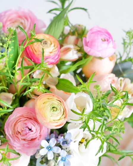Flowers-and-Leaves-in-Bouquet