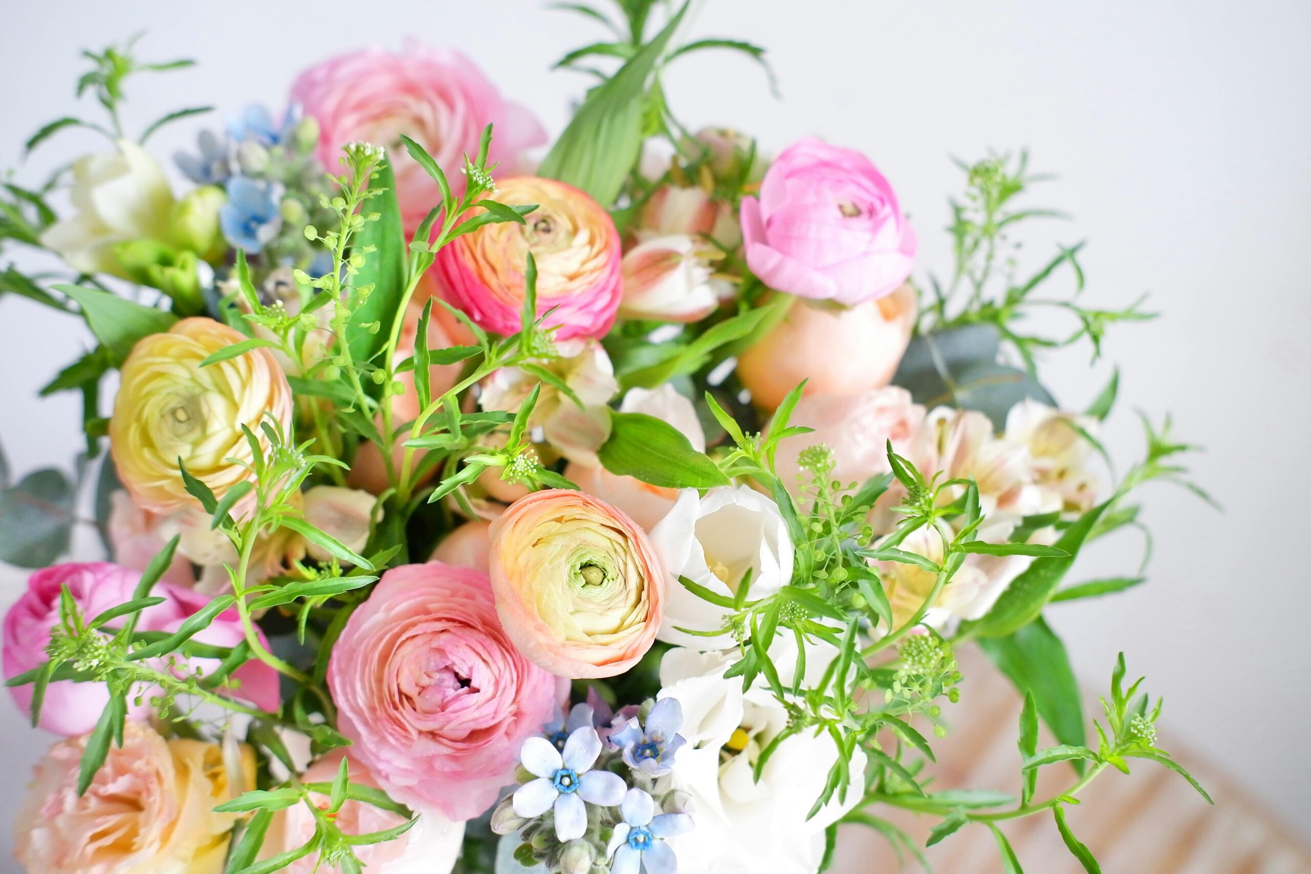 Flowers-and-Leaves-in-Bouquet