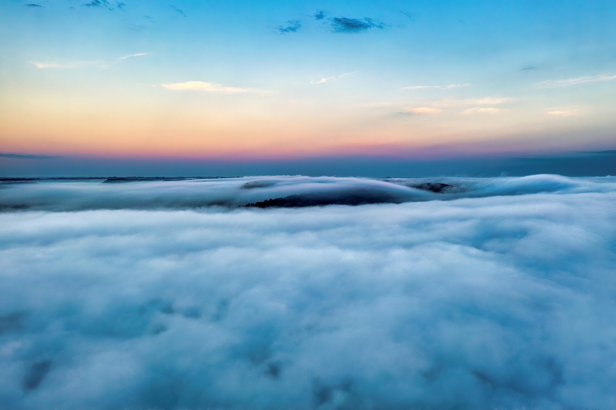 Thick-Clouds-above-Mountain-Peak