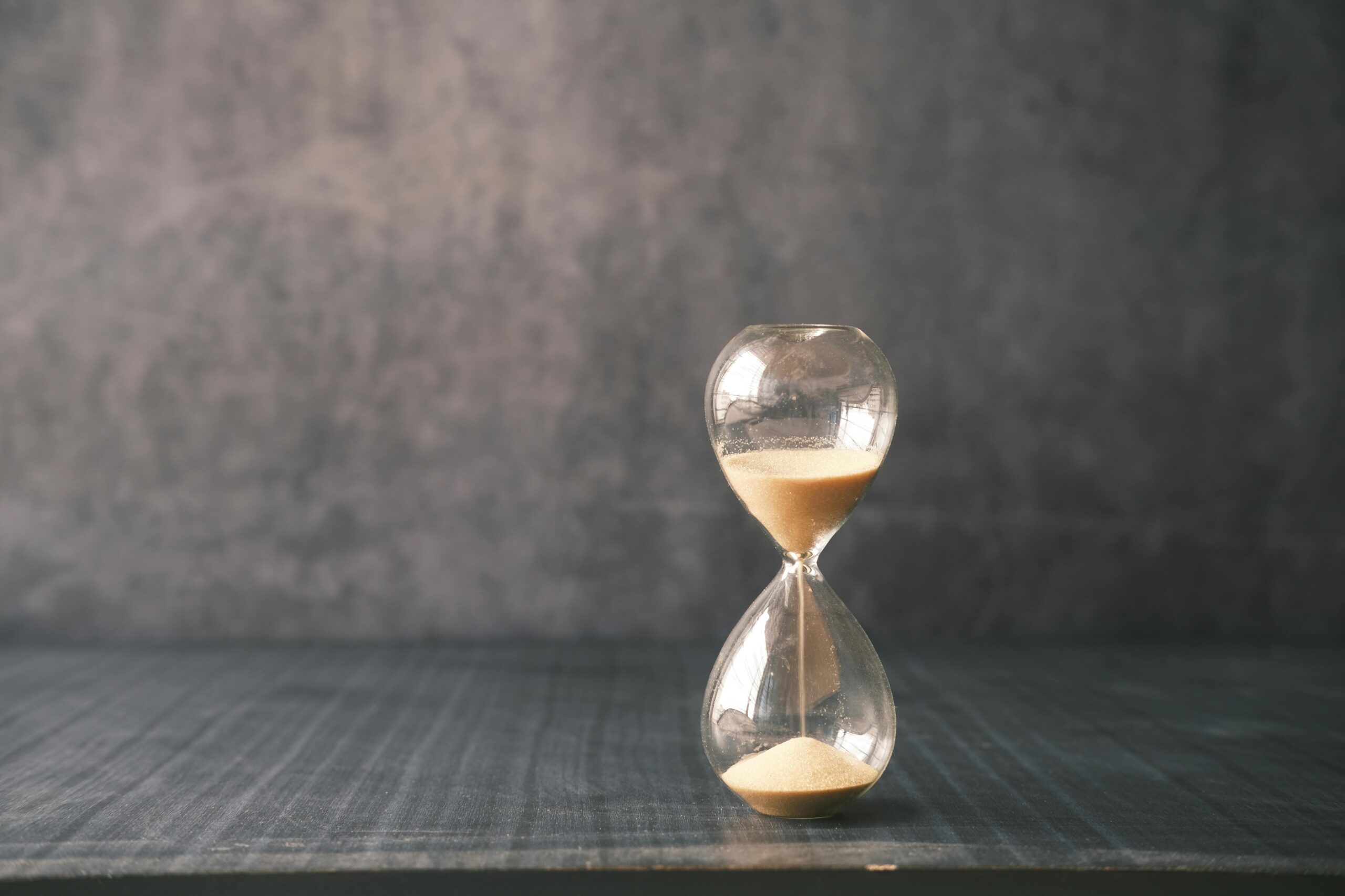 Close-Up-Shot-of-an-Hourglass